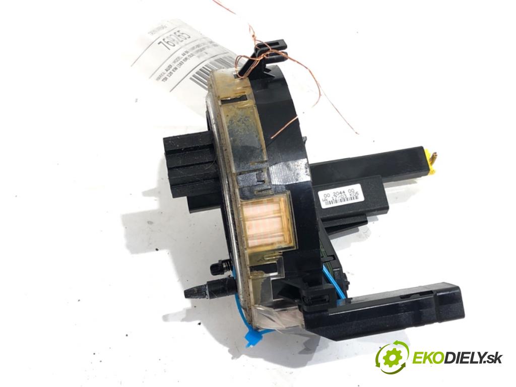 AUDI A4 B6 Kombi 2003 120 kW 2.5 TDI 2496 kroužek slimák airbag 8E0953541D (Airbag)