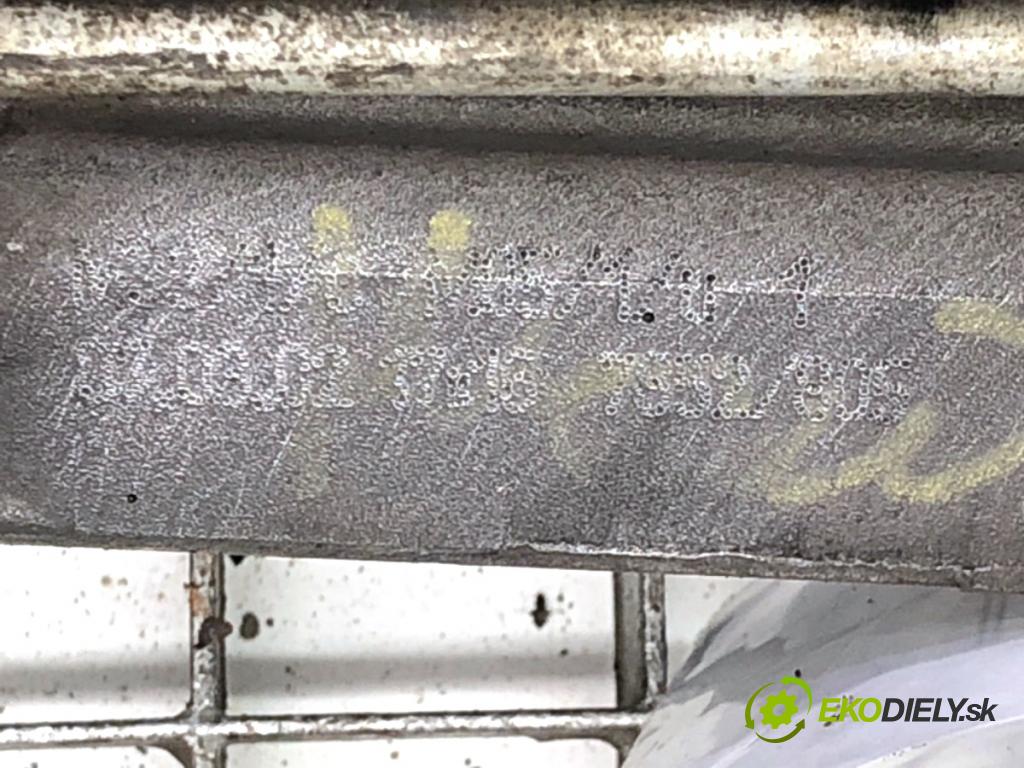 AUDI A4 B6 Kombi 2003 120 kW 2.5 TDI 2496 řízení 8E1422065D (Řízení)