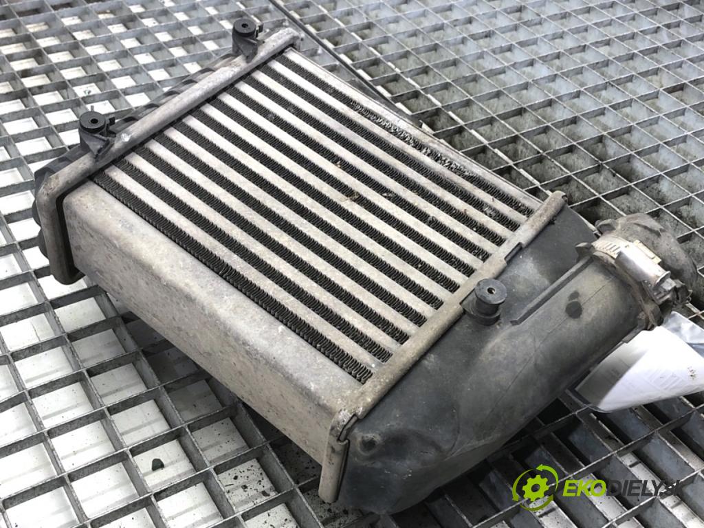AUDI A4 B6 Kombi 2003 120 kW 2.5 TDI 2496 intercooler 8E0145806C (Intercooler (chladič nasávaného vzduchu))