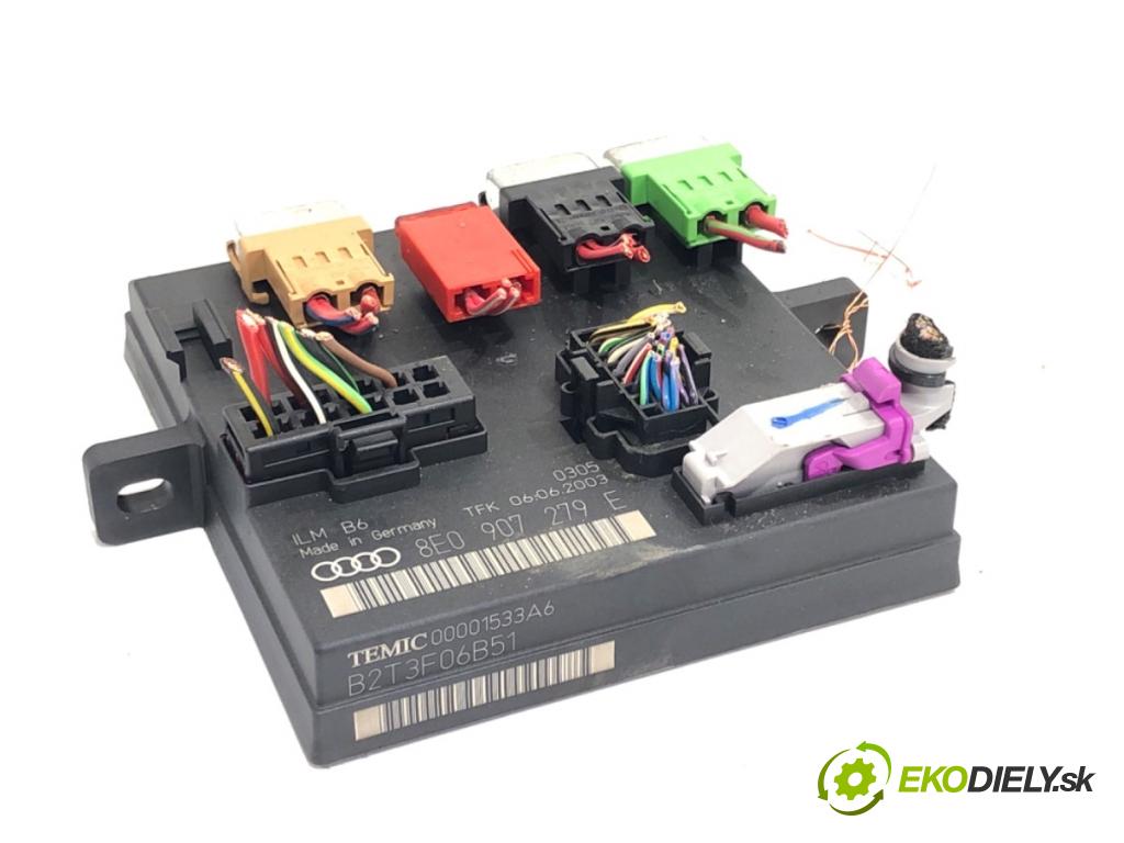 AUDI A4 B6 Kombi 2003 120 kW 2.5 TDI 2496 Modul svetiel 8E0907279E (Riadiaca jednotka ostatné)