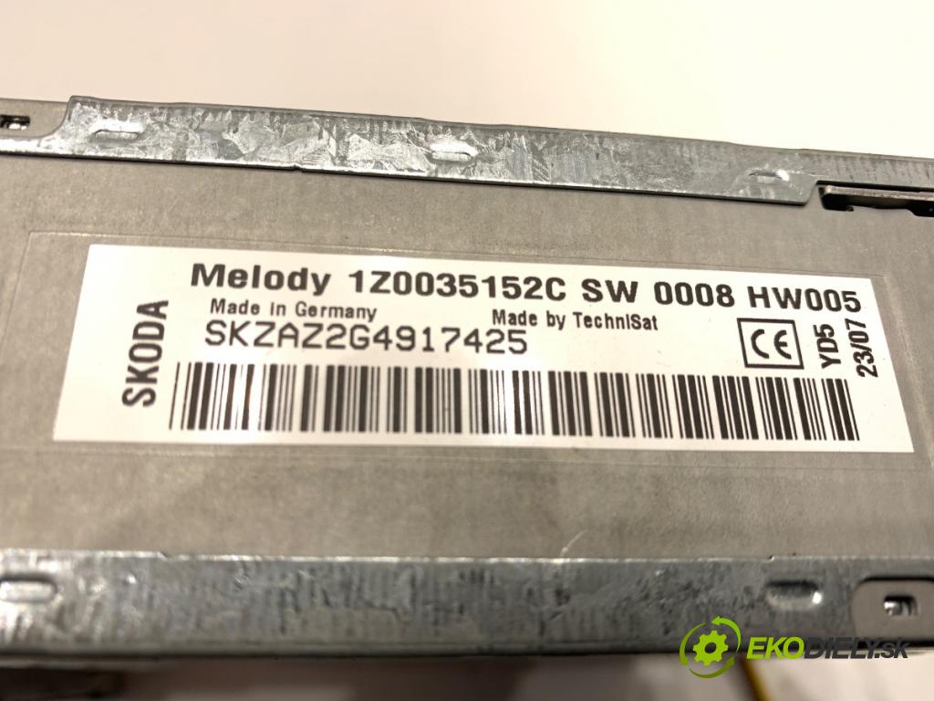 SKODA OCTAVIA II liftback 2007 77 kW 1.9 TDI 1896 RADIO 1Z0035152C (Audio zariadenie)