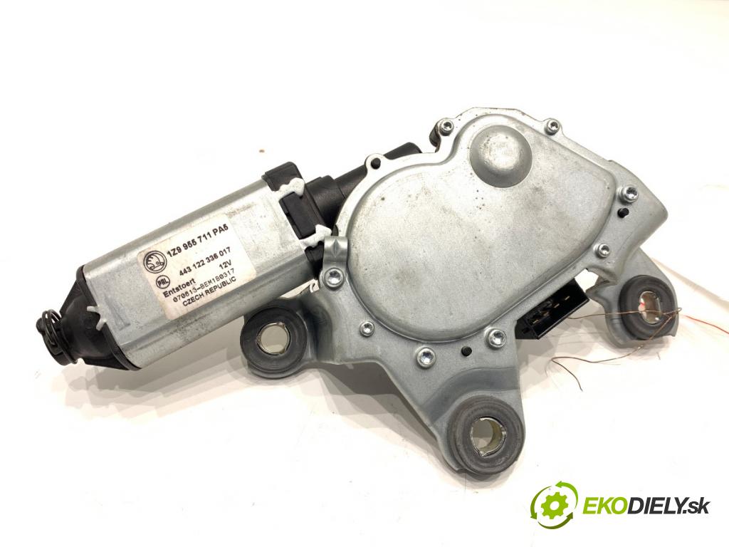 SKODA OCTAVIA II liftback 2007 77 kW 1.9 TDI 1896 motor stěračů zadní část 1Z9955711