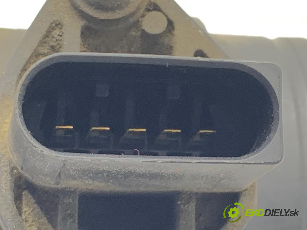 SKODA OCTAVIA II liftback 2007 77 kW 1.9 TDI 1896 Váha vzduchu 038906461B 0281002531 (Váha vzduchu)