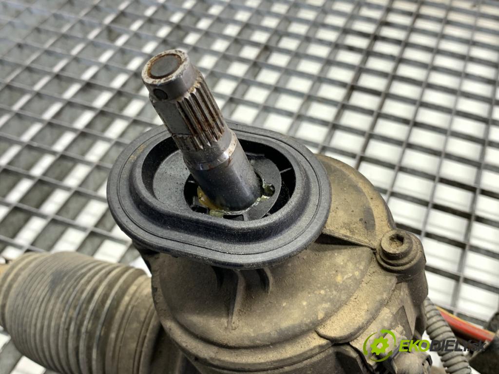 SKODA OCTAVIA II liftback 2007 77 kW 1.9 TDI 1896 řízení 1K1909144M (Řízení)