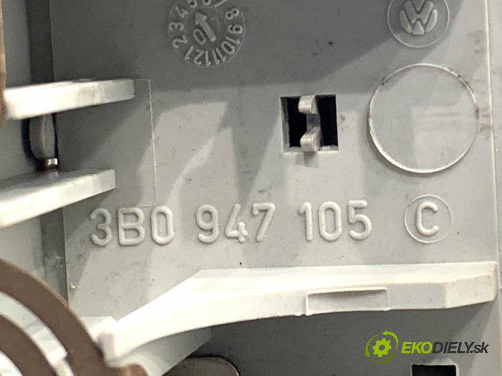 SKODA OCTAVIA II liftback 2007 77 kW 1.9 TDI 1896 světlo stropní 3B0947105C