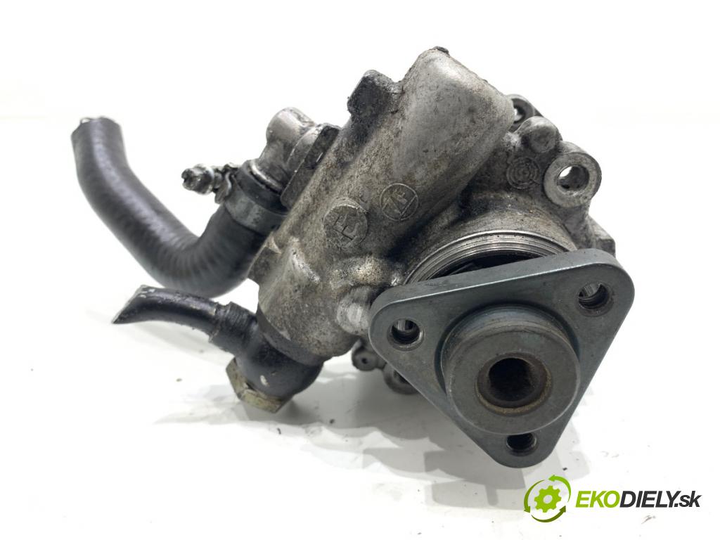 AUDI A6 C5 Kombi 1999 110 kW 2.5 TDI quattro 2496 pumpa servočerpadlo 4B0145155R (Servočerpadlo)