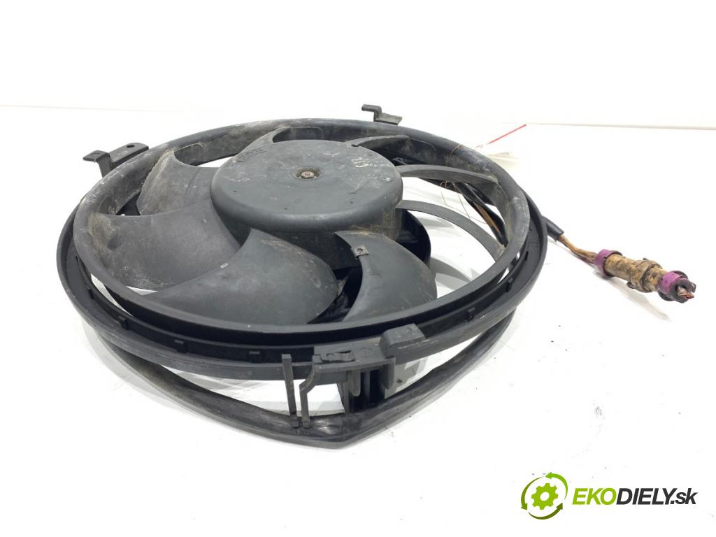 AUDI A6 C5 Kombi 1999 110 kW 2.5 TDI quattro 2496 ventilátor klimatizace 4B0959455 (Ventilátor chladiče klimatizace)