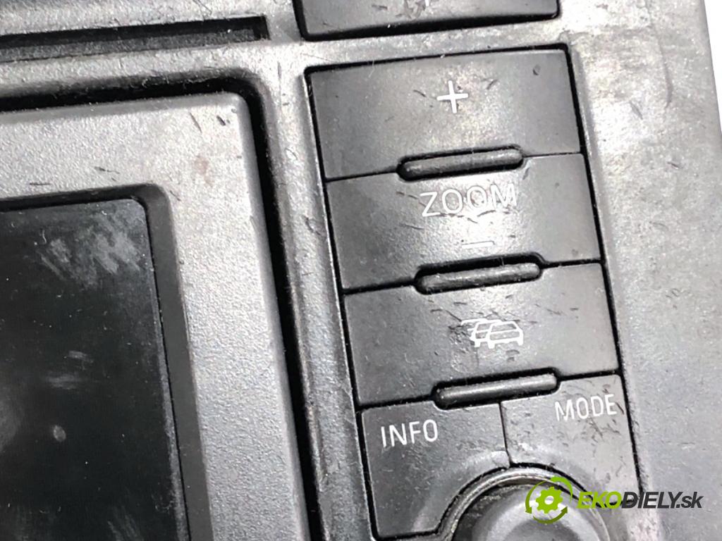 AUDI A6 C5 Kombi 1999 110 kW 2.5 TDI quattro 2496 RADIO 4B0035192F (Audio zariadenie)