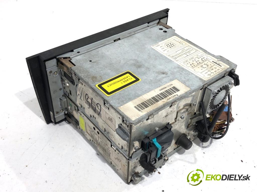 AUDI A6 C5 Kombi 1999 110 kW 2.5 TDI quattro 2496 RADIO 4B0035192F (Audio zariadenie)