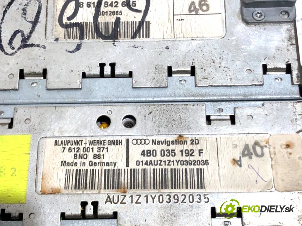 AUDI A6 C5 Kombi 1999 110 kW 2.5 TDI quattro 2496 RADIO 4B0035192F (Audio zariadenie)