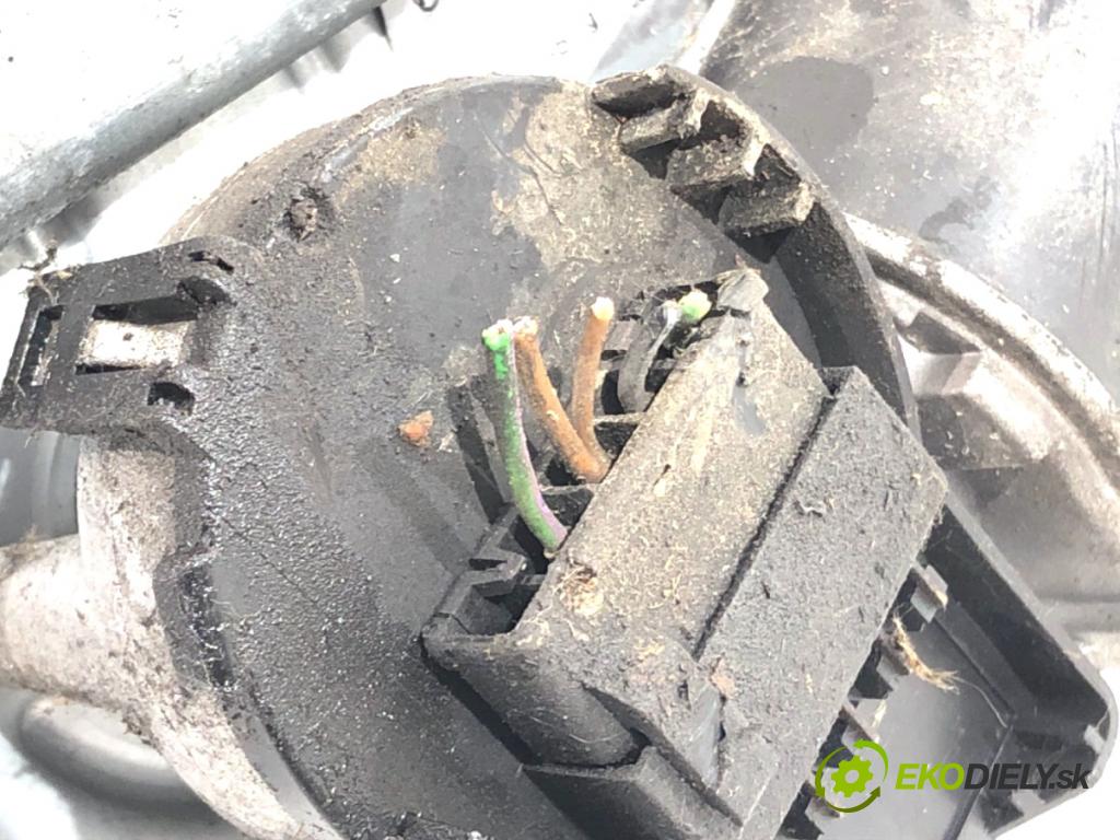 AUDI A6 C5 Kombi 1999 110 kW 2.5 TDI quattro 2496 Mechanizmus stieračov predný 4B1955023B (Motorček stieračov predný)