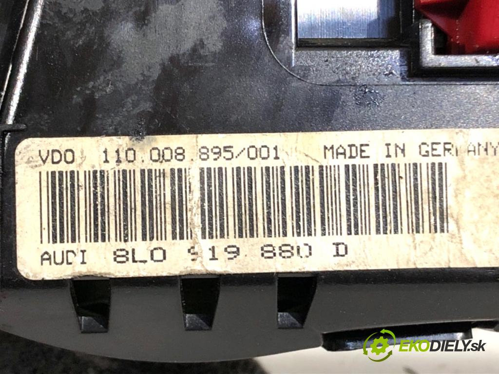 AUDI A6 C5 Kombi 1999 110 kW 2.5 TDI quattro 2496 Prístrojovka 8L0919880D (Prístrojová doska)