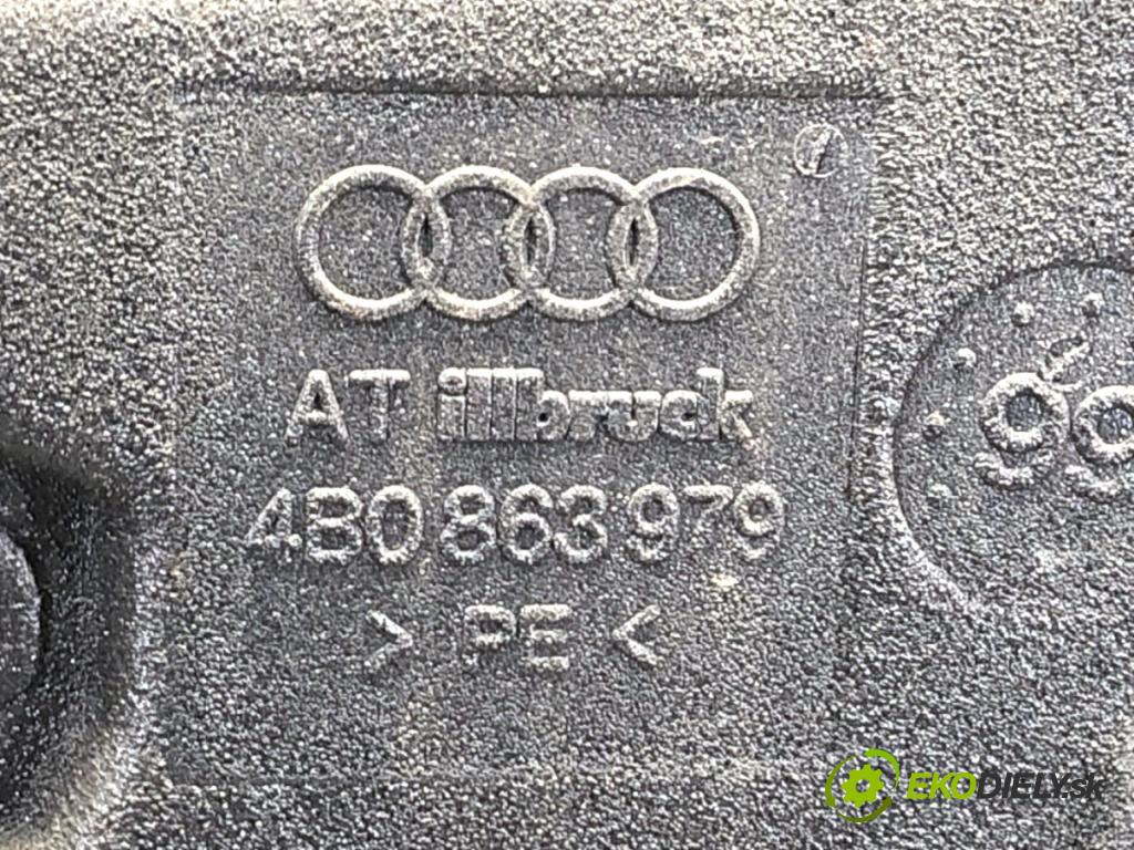 AUDI A6 C5 Kombi 1999 110 kW 2.5 TDI quattro 2496 ča dveře levý přední část