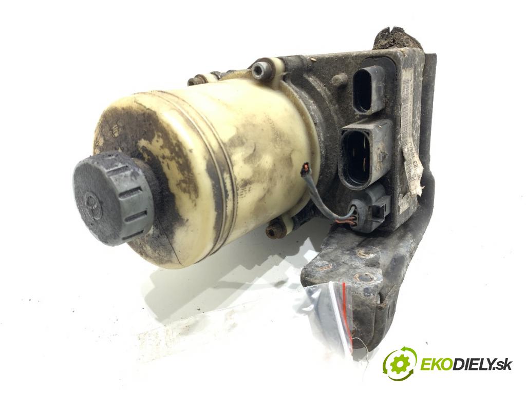 VW FOX liftback 2006 51 kW 1.4 TDI 1422 pumpa servočerpadlo 6Q0423155AJ (Servočerpadlo)