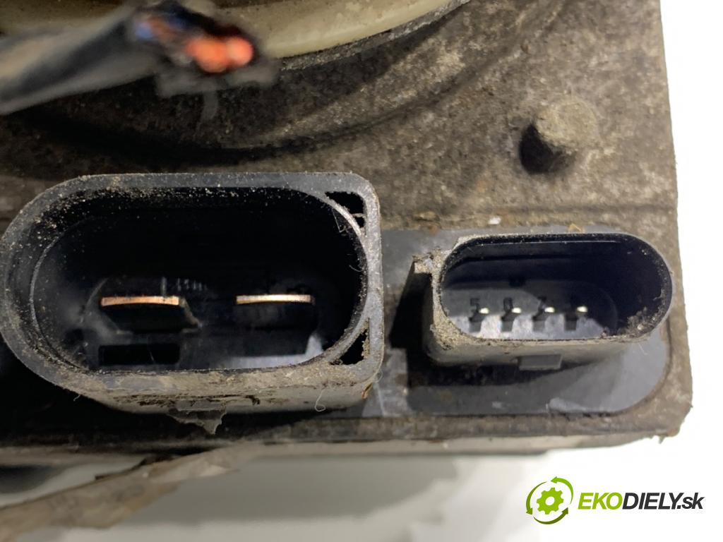 VW FOX liftback 2006 51 kW 1.4 TDI 1422 pumpa servočerpadlo 6Q0423155AJ (Servočerpadlo)