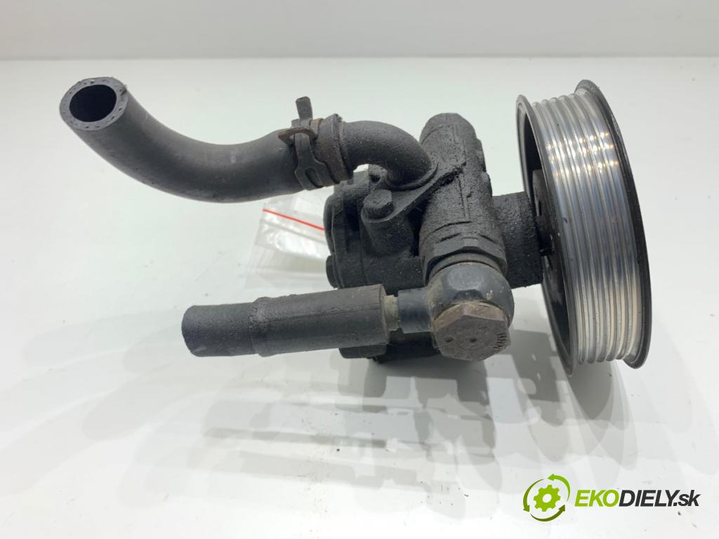 AUDI A3 8L liftback 2002 96 kW 1.9 TDI 1896 pumpa servočerpadlo  (Servočerpadlo)