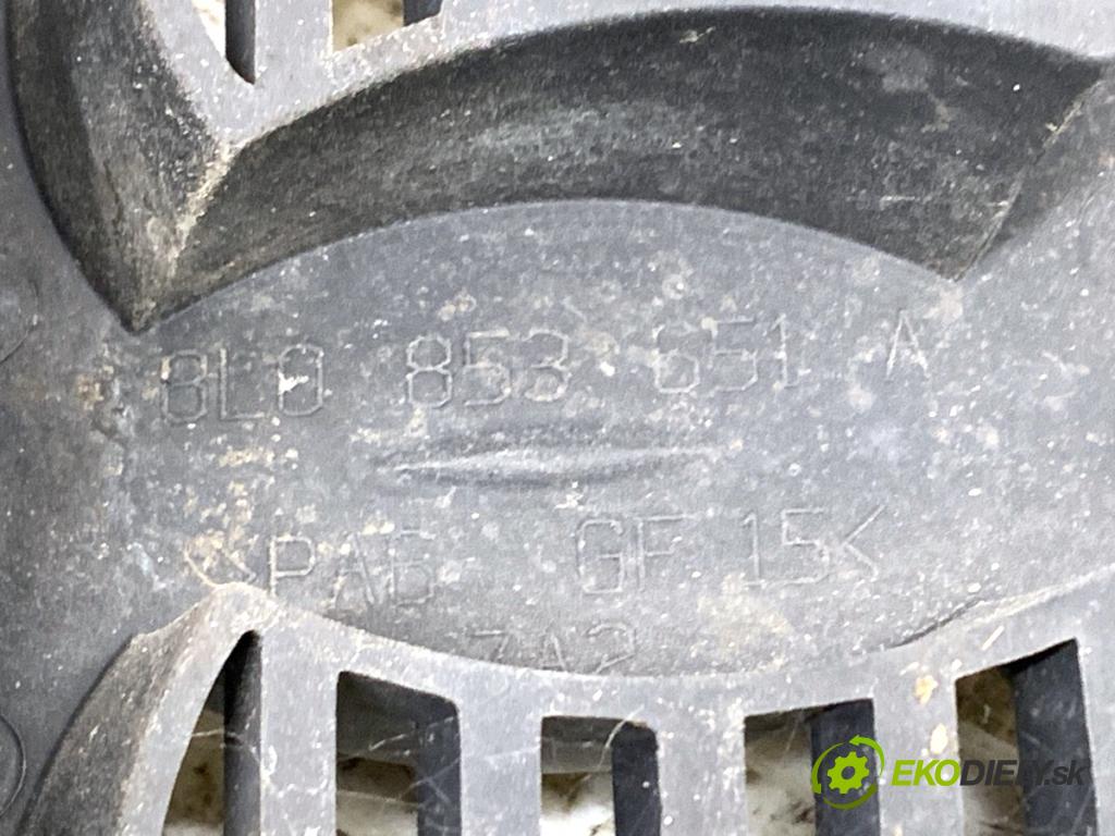 AUDI A3 8L liftback 2002 96 kW 1.9 TDI 1896 mřížka maska 8L0853651A (Přední mřížka (maska chladiče))