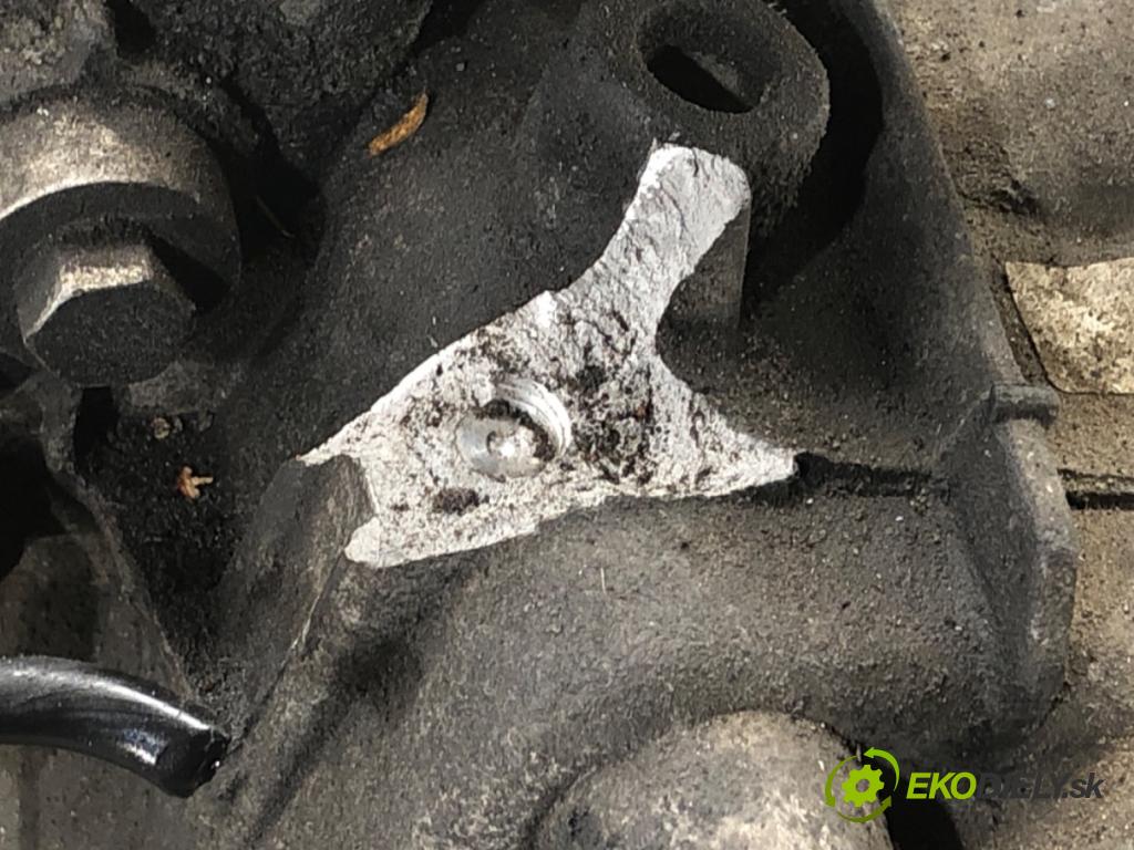 VW TOURAN nadwozie wielkoprzestrzenne (MPV) 2011 103 kW 2.0 TDI 1968 Prevodovka MAY (Prevodovka)