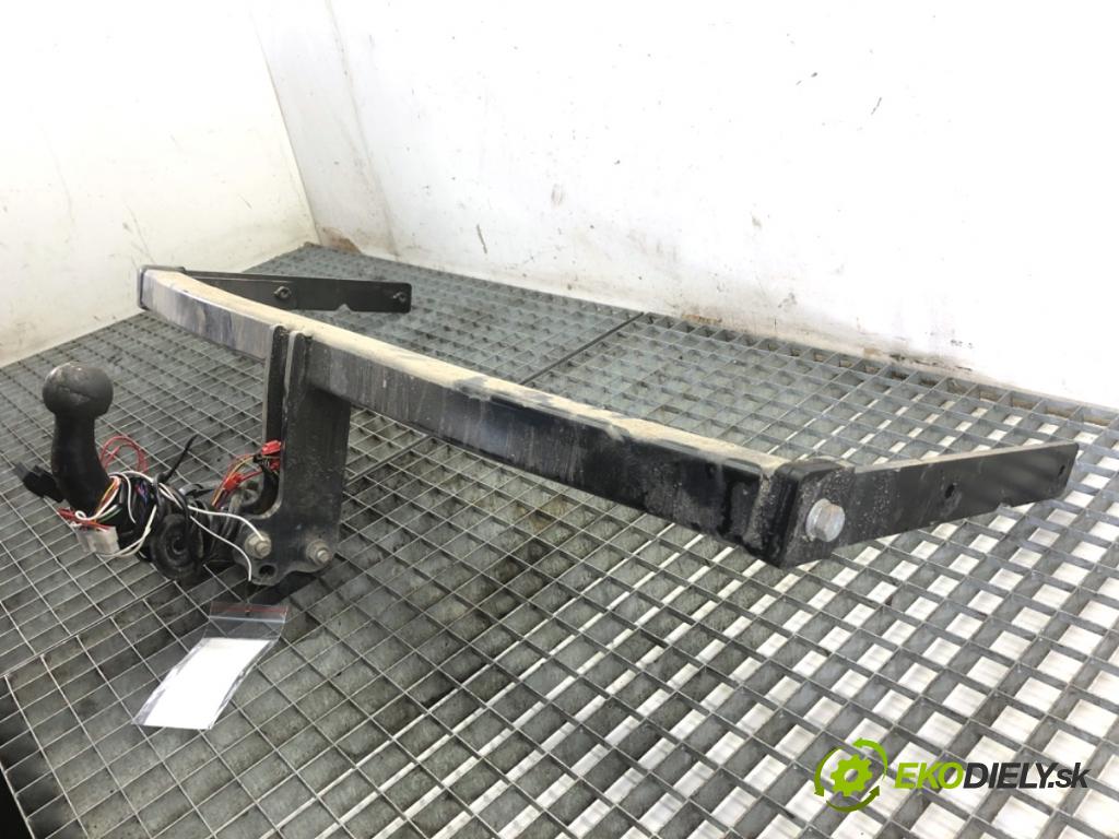 VW TOURAN nadwozie wielkoprzestrzenne (MPV) 2011 103 kW 2.0 TDI 1968 Hák tažné zařízení  (Tažné zařízení)