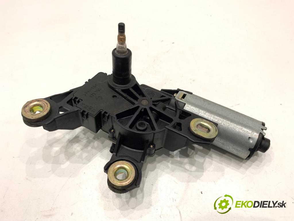 AUDI A3 8L liftback 2002 75 kW 1.6 1595 motor stěračů zadní část 8L0955711B