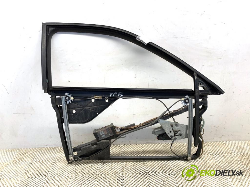 AUDI A3 8L liftback 2002 75 kW 1.6 1595 mechanismus okna pravý přední část 
