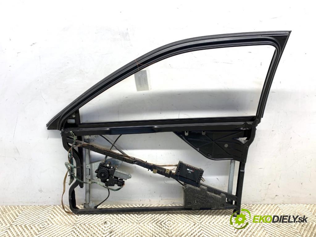 AUDI A3 8L liftback 2002 75 kW 1.6 1595 mechanismus okna pravý přední část