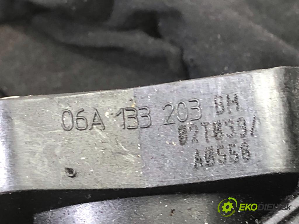 AUDI A3 8L liftback 2002 75 kW 1.6 1595 Potrubie sacie, sanie 06A133203BH (Sacie potrubie)