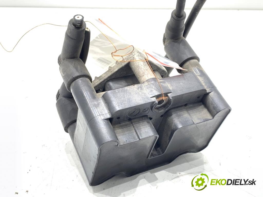 AUDI A3 8L liftback 2002 75 kW 1.6 1595 Cievka zapaľovacia 0986221048 (Zapaľovacia cievka)