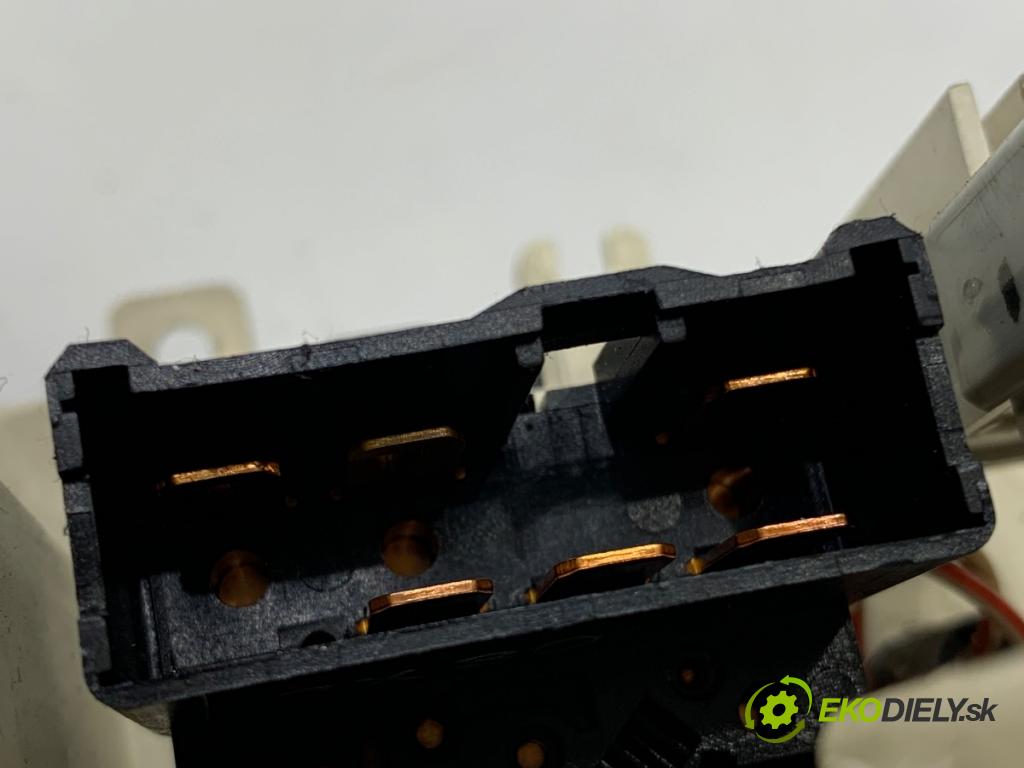 HONDA CIVIC VII liftback 2003 81 kW 1.6 i (EP2) 1590 Panel ovládania kúrenia 79500-S5T-G021-M1 (Prepínacie páčky pod volantom)