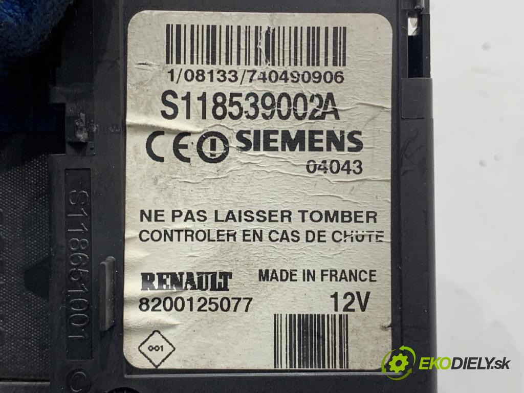 RENAULT SCÉNIC II nadwozie wielkoprzestrzenne (MPV) 2004 88 kW 1.9 dCi (JM0G, JM12, JM1G, JM2C) 1870 spinačka 8200125077 (Spínacia skrinka)