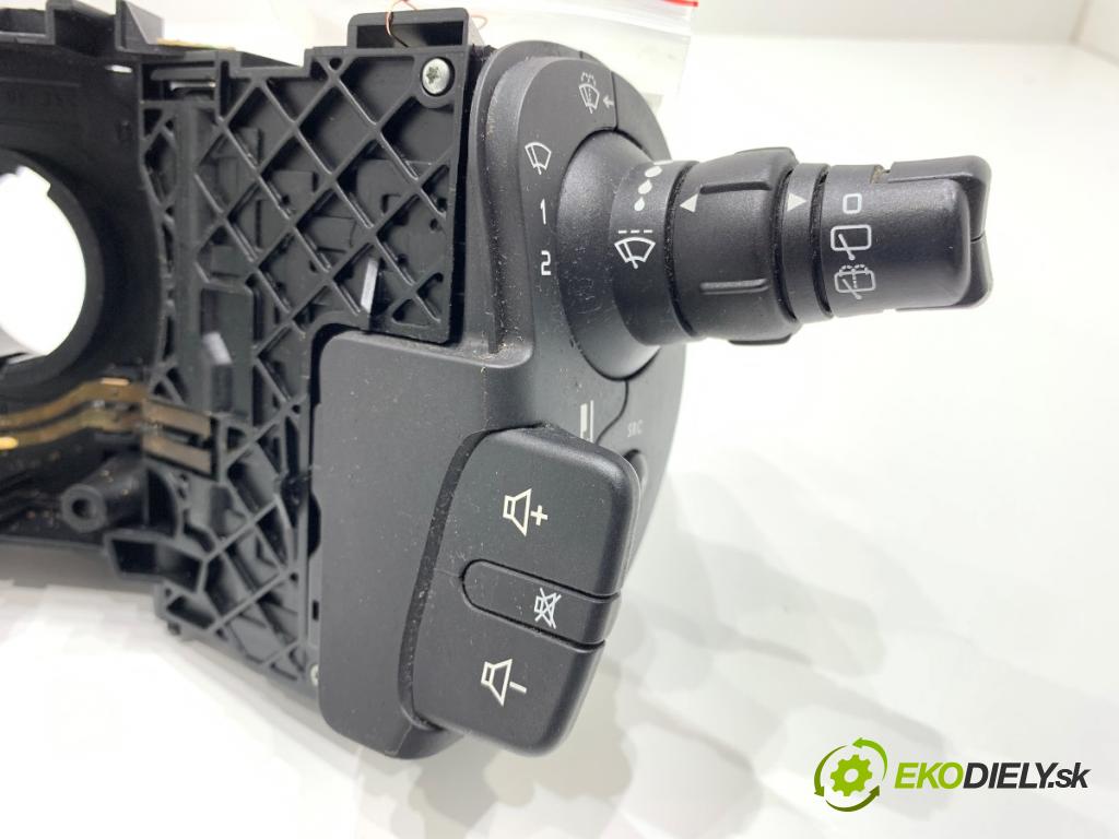 RENAULT SCÉNIC II nadwozie wielkoprzestrzenne (MPV) 2004 88 kW 1.9 dCi (JM0G, JM12, JM1G, JM2C) 1870 Prepínač kombinovaný 8200127727 (Prepínacie páčky pod volantom)