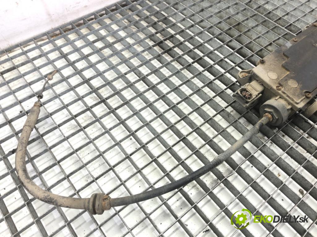 RENAULT SCÉNIC II nadwozie wielkoprzestrzenne (MPV) 2004 88 kW 1.9 dCi (JM0G, JM12, JM1G, JM2C) 1870 BRZDA: ručný elektrický 8200702095 (Ručná brzda)