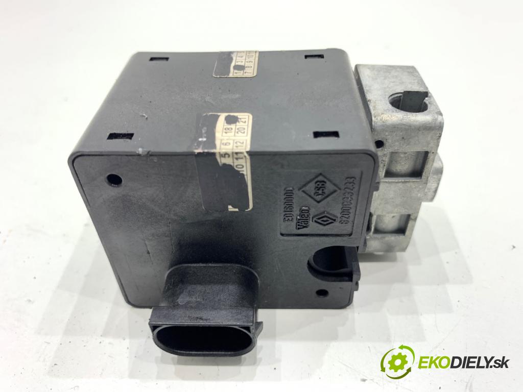 RENAULT SCÉNIC II nadwozie wielkoprzestrzenne (MPV) 2004 88 kW 1.9 dCi (JM0G, JM12, JM1G, JM2C) 1870 blokáda volantu 8200033233 (Řízení ostatní)