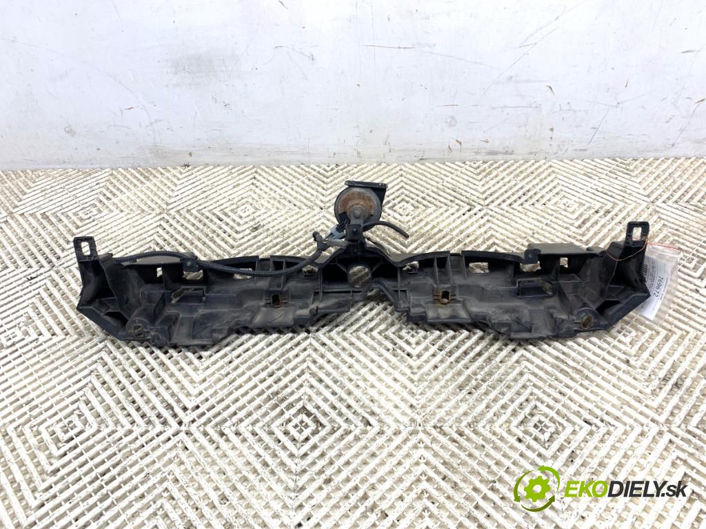 FIAT GRANDE PUNTO liftback 2006 70 kW 1.4 16V (199BXG1B, 199AXG1B) 1368 výztuha horní  (Výztuha)