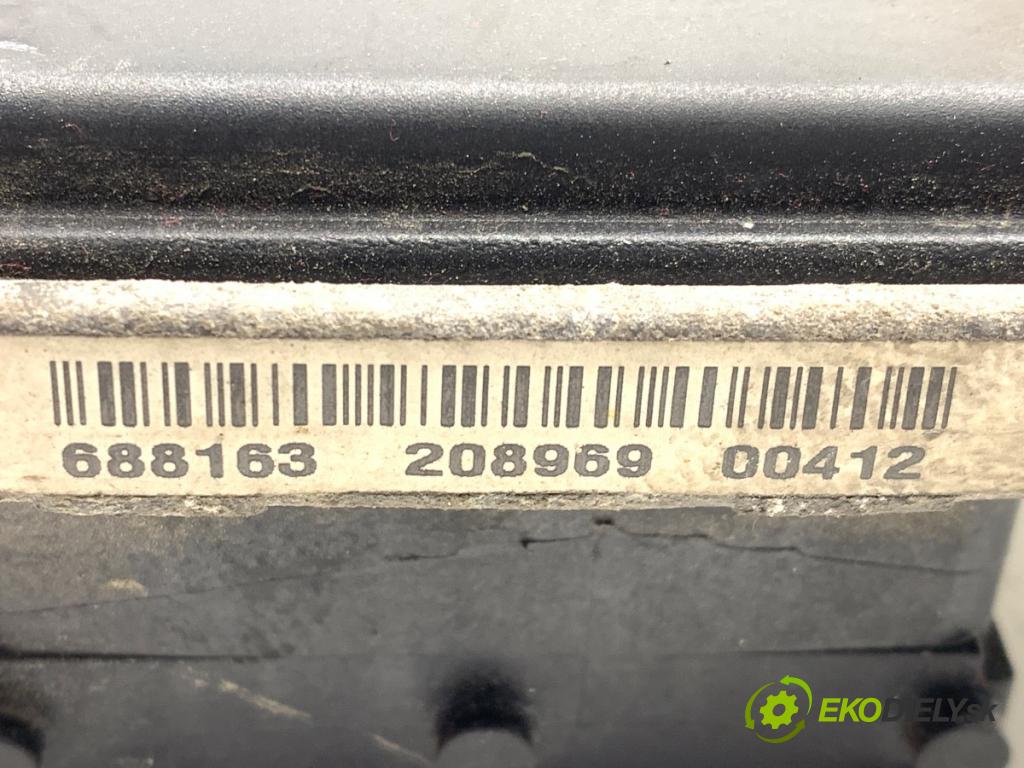 FIAT GRANDE PUNTO liftback 2006 70 kW 1.4 16V (199BXG1B, 199AXG1B) 1368 riadiaca jednotka Motor  (Riadiaca jednotka)