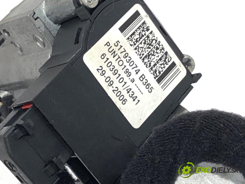 FIAT GRANDE PUNTO liftback 2006 70 kW 1.4 16V (199BXG1B, 199AXG1B) 1368 spinačka 01098401 (Spínacia skrinka)