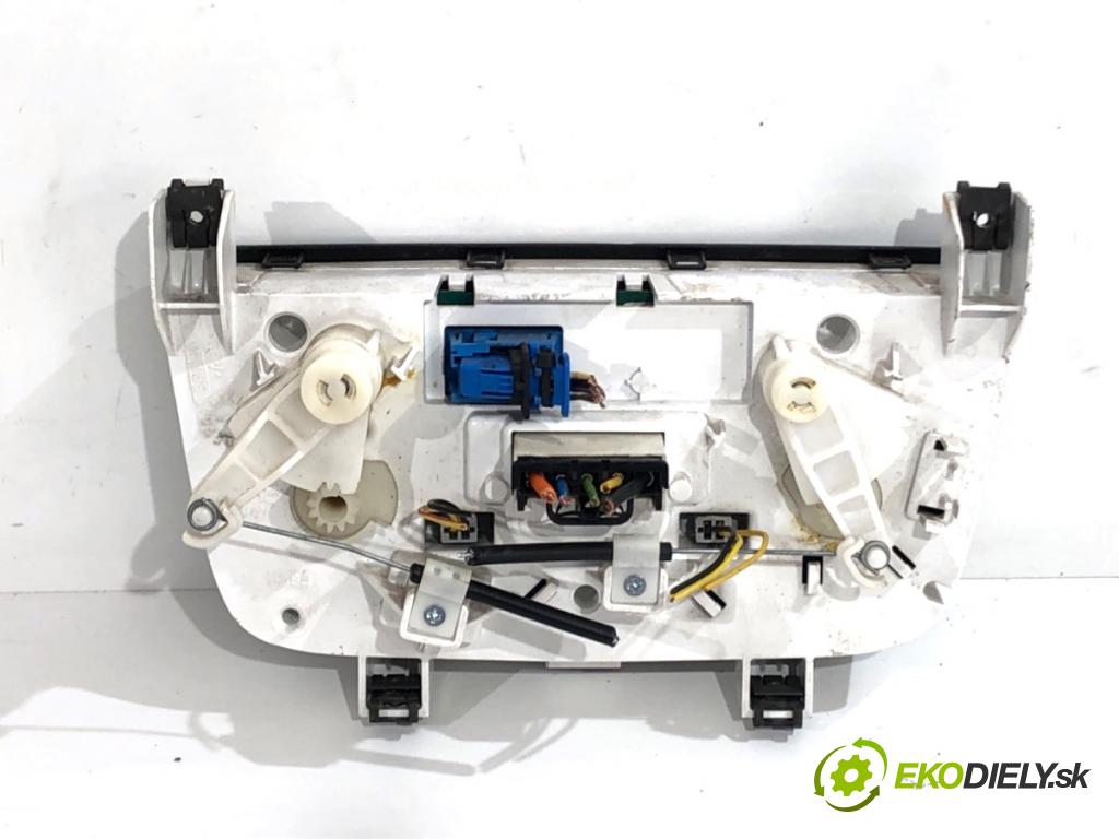 FIAT GRANDE PUNTO liftback 2006 70 kW 1.4 16V (199BXG1B, 199AXG1B) 1368 Panel ovládania kúrenia 5G1140100 (Prepínacie páčky pod volantom)