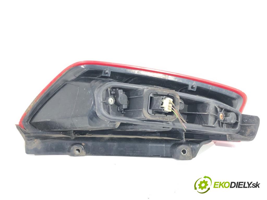FIAT GRANDE PUNTO liftback 2006 70 kW 1.4 16V (199BXG1B, 199AXG1B) 1368 světlo pravý zadní část