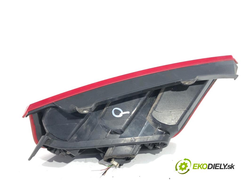 FIAT GRANDE PUNTO liftback 2006 70 kW 1.4 16V (199BXG1B, 199AXG1B) 1368 světlo pravý zadní část