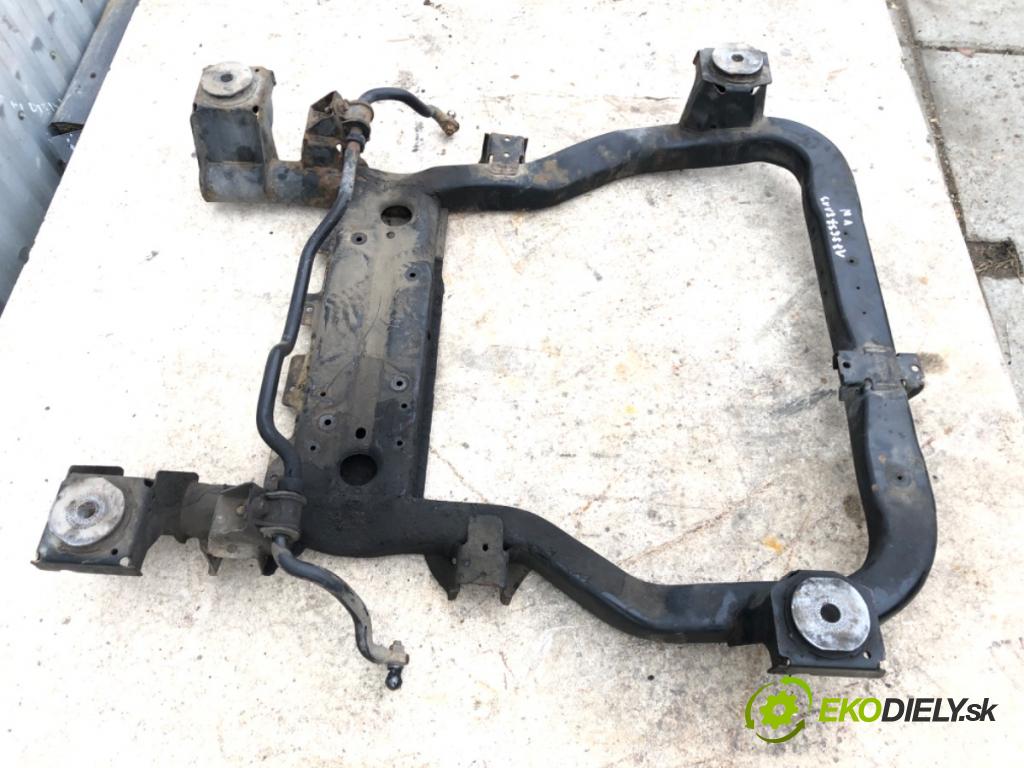 VW TRANSPORTER T5 Autobus 2005 63 kW 1.9 TDI 1896 výztuha pod motor 7H0499029 (Přední výztuha)