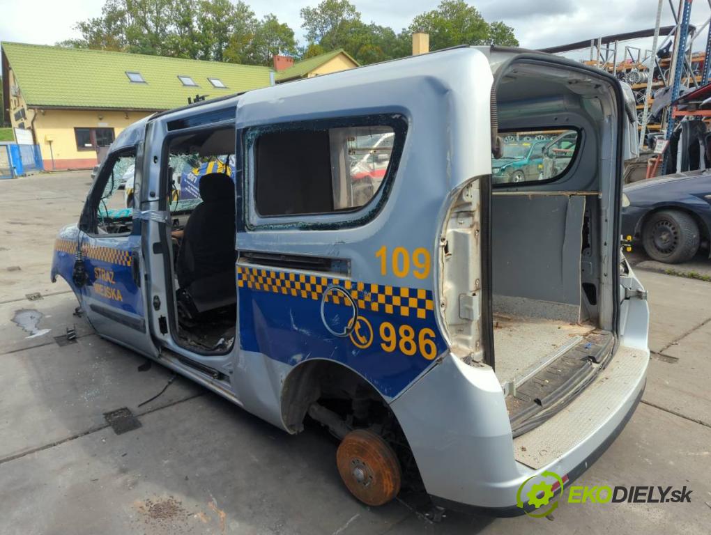 FIAT DOBLO II Autobus 2018 70 kW 1.4 (263AXA1A) 1368 KAROSERIA ČTVRŤÁK blatník zadní část levý pravý práh střecha PODŁUŻNICA levý pravý