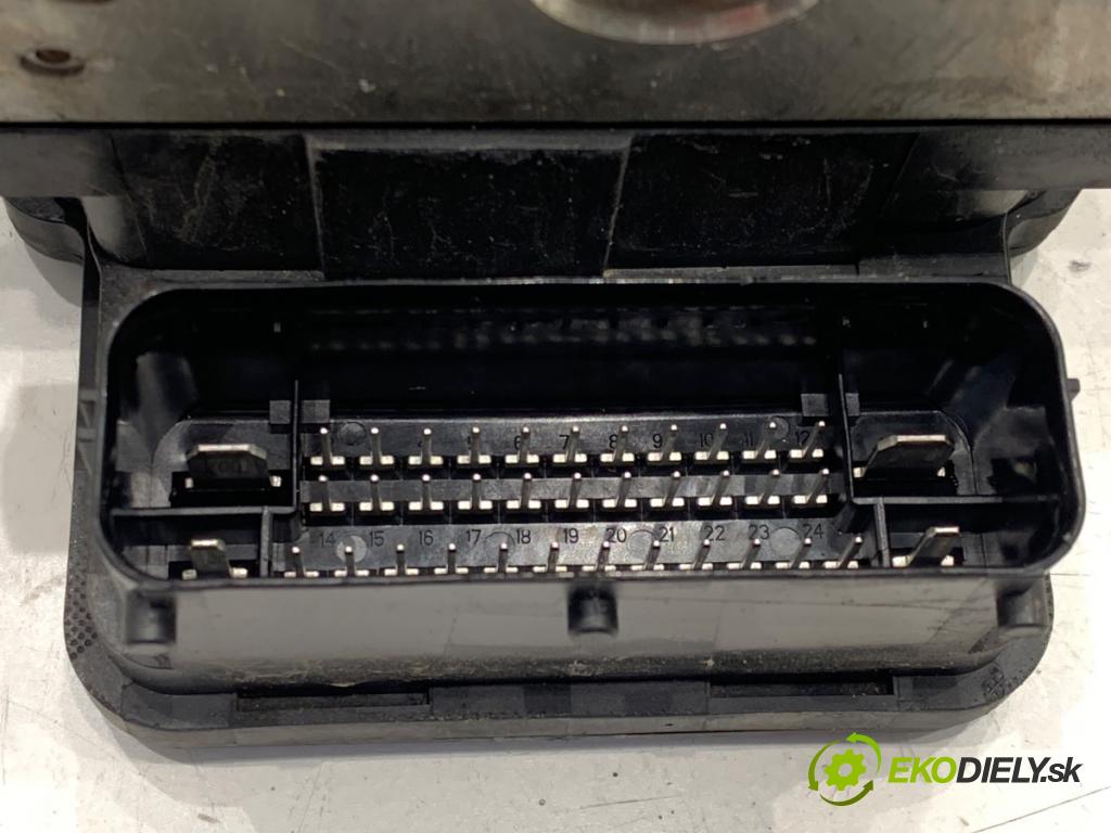 OPEL ZAFIRA C nadwozie wielkoprzestrzenne (MPV) 2015 100 kW 1.6 CDTI (75) 1598 Pumpa ABS 13440100 (Pumpa ABS)