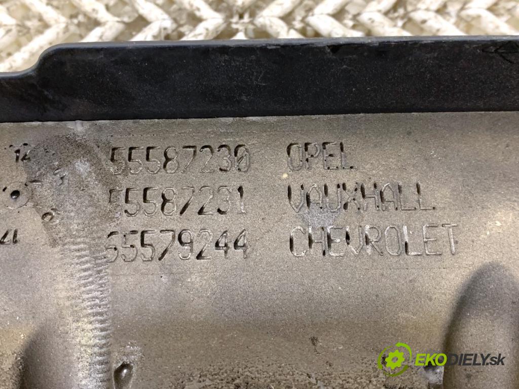 OPEL ZAFIRA C nadwozie wielkoprzestrzenne (MPV) 2015 100 kW 1.6 CDTI (75) 1598 kryt motora 55587230 (Kryt motoru )