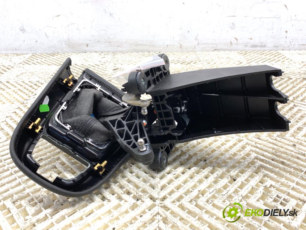 OPEL ZAFIRA C nadwozie wielkoprzestrzenne (MPV) 2015 100 kW 1.6 CDTI (75) 1598 Kulisa 8126600010 (Rýchlostná páka (kulisa))