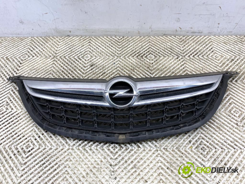 OPEL ZAFIRA C nadwozie wielkoprzestrzenne (MPV) 2015 100 kW 1.6 CDTI (75) 1598 mřížka maska 13300698 (Přední mřížka (maska chladiče))