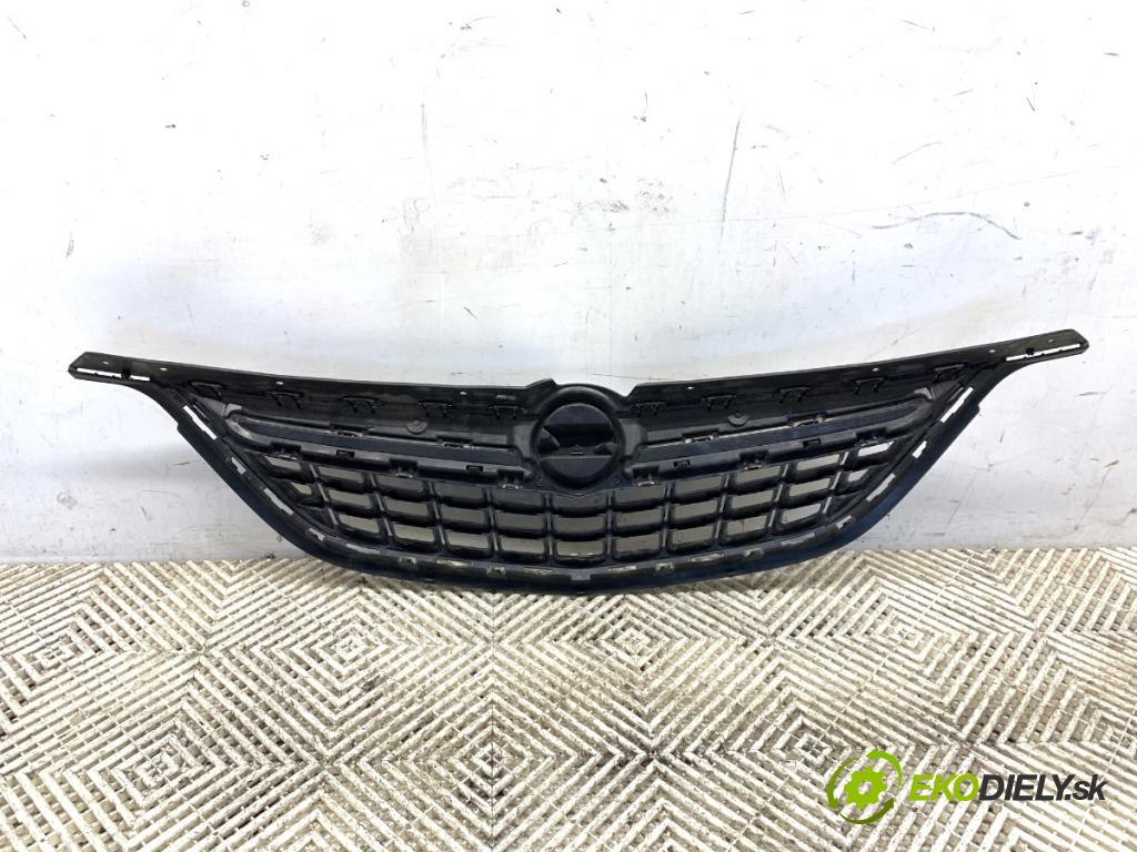 OPEL ZAFIRA C nadwozie wielkoprzestrzenne (MPV) 2015 100 kW 1.6 CDTI (75) 1598 mřížka maska 13300698 (Přední mřížka (maska chladiče))