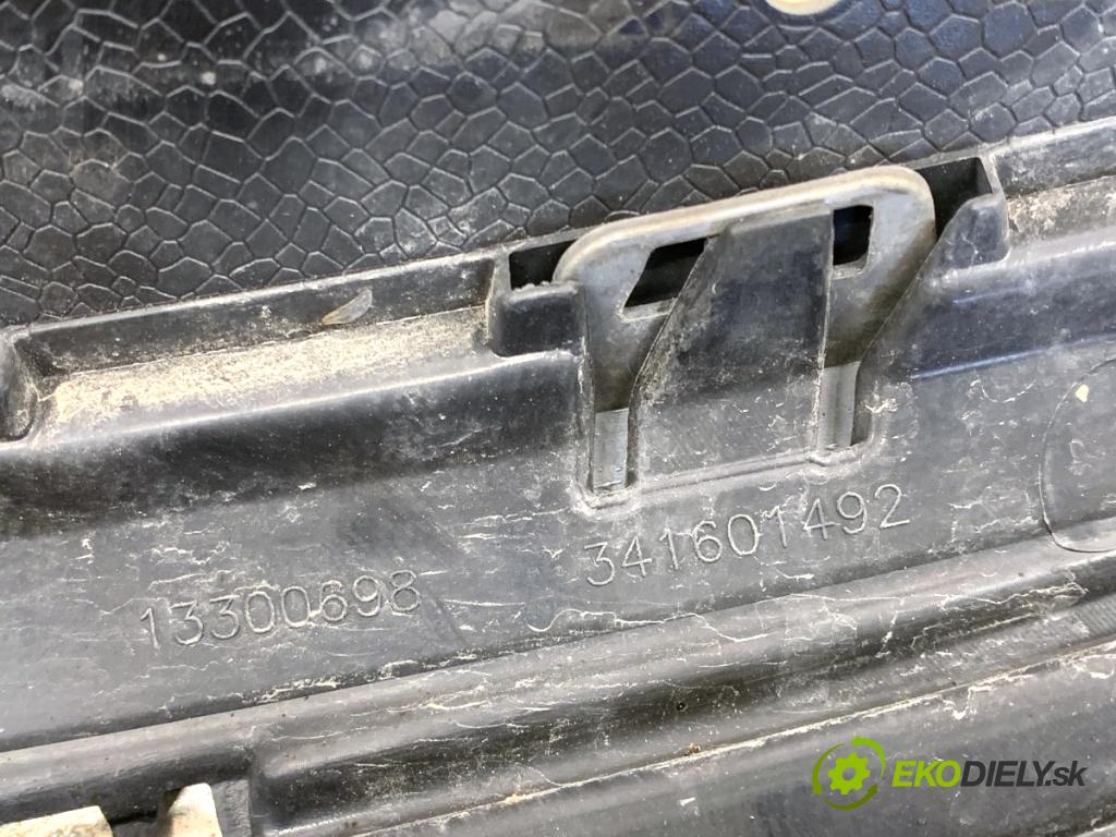 OPEL ZAFIRA C nadwozie wielkoprzestrzenne (MPV) 2015 100 kW 1.6 CDTI (75) 1598 mřížka maska 13300698 (Přední mřížka (maska chladiče))