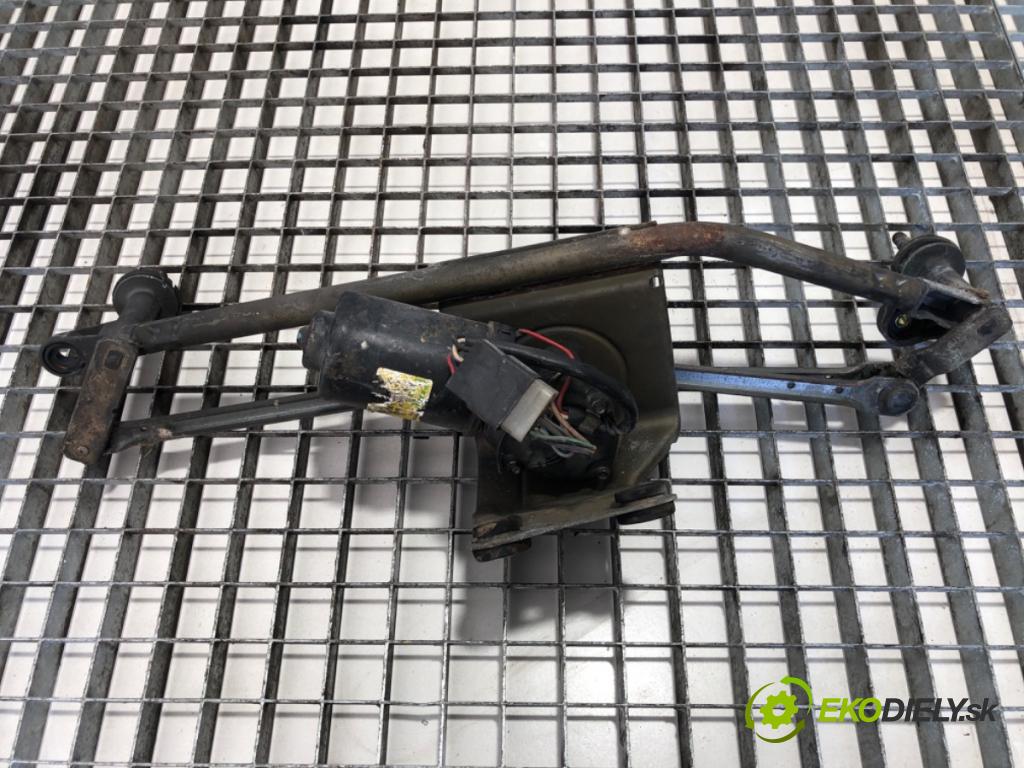 MERCEDES-BENZ W638 Autobus 2001 75 kW 110 CDI 2.2 (638.194) 2148 Mechanizmus stieračov predný  (Motorček stieračov predný)