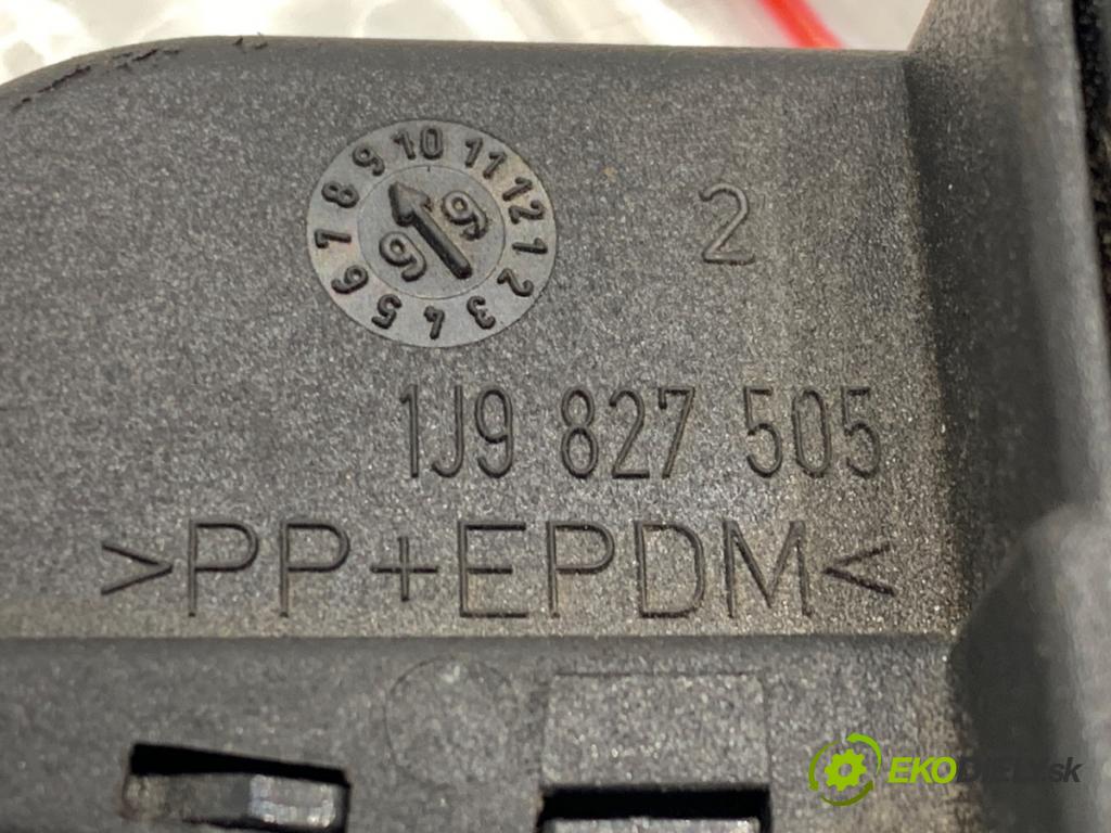 VW GOLF IV Kombi 2001 81 kW 1.9 TDI 1896 zámok dveří zadní část 1J9827505