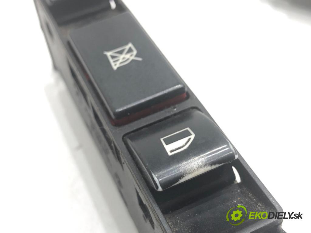 BMW E46 sedan 1998 100 kW 320 d 1951 Prepínač okien 8381518 (Prepínacie páčky pod volantom)